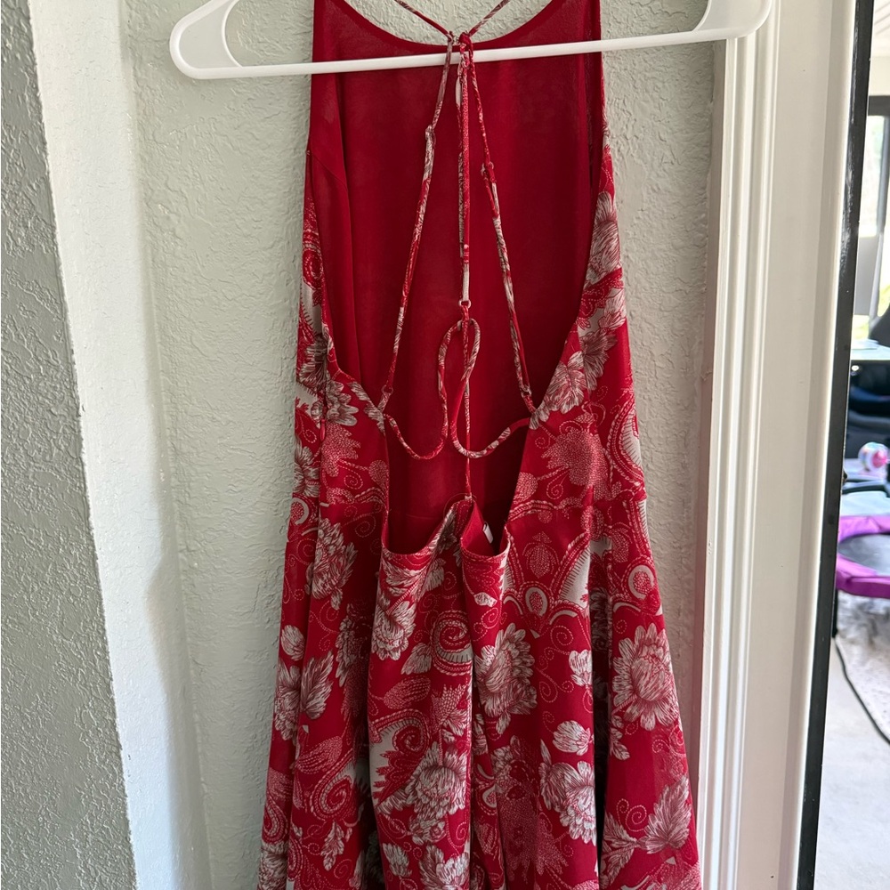 Lucy Paris Backless Red Floral Patterned Dress